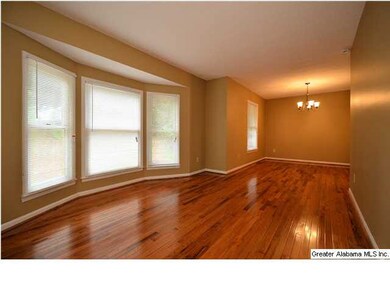 Hardwood floors for days!