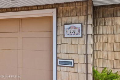The 207 Walnut St