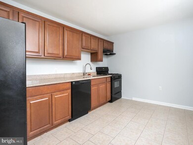 203 Curlew Ln, Mount Holly, NJ 08060 - photo 2