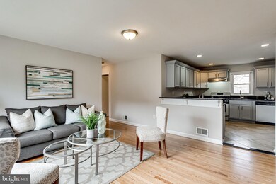 3900 53rd St, Bladensburg, MD 20710 - photo 6