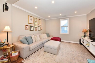 119 Sheridan Ave, Williston Park, NY 11596 - photo 5