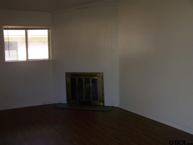 1111 1111 E 8th, Tyler, TX 75701 - photo 2