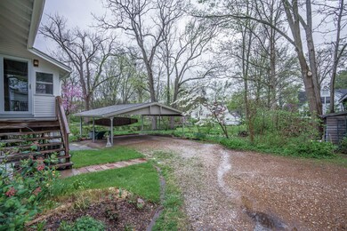 912WBroadway-34