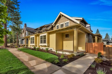 1627 NW William Clark St unit 13, Bend, OR 97703 - photo 3