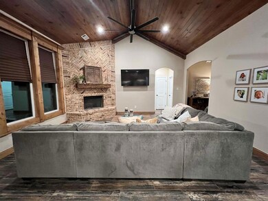 110 County Road 3599, Boyd, TX 76023 - photo 4