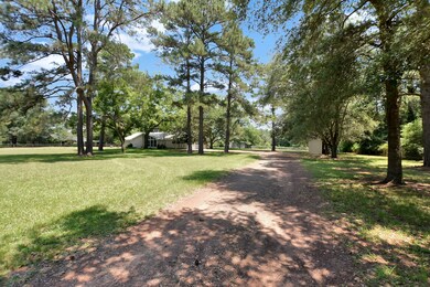 553 Melton St, Magnolia, TX 77354 - photo 4