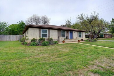 3633 Harber Dr, Bedford, TX 76021 - photo 3