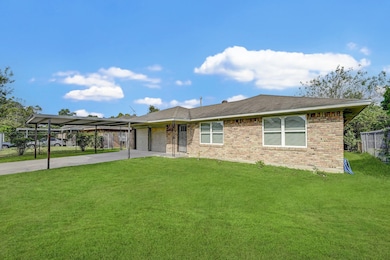 6027 Ledbetter St, Houston, TX 77087 - photo 2