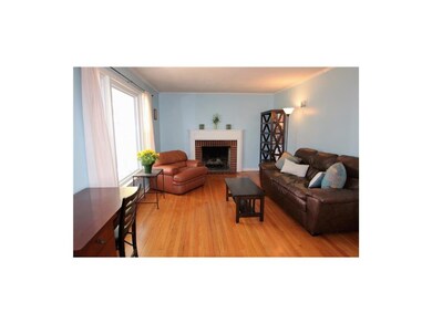 Bright, Inviting Living Room - Gas Fireplace