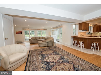 61 S Forge Manor Dr, Phoenixville, PA 19460 - photo 5