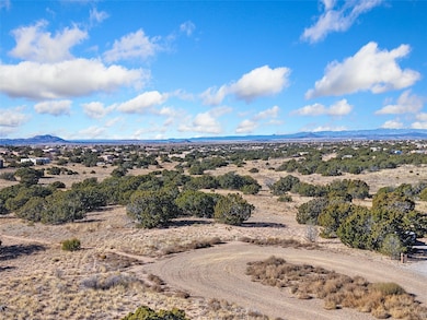 14 Jornada Ct, Santa Fe, NM 87508 - photo 4