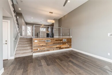 1012 2nd St SE, Cedar Rapids, IA 52401 - photo 6