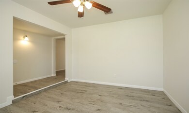 807 Grenshaw St, Houston, TX 77088 - photo 6