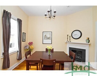 Dining Room. 538 E Charlton Lane - Dining Room