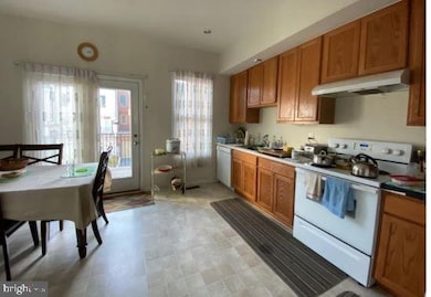 10761 Symphony Park Dr, North Bethesda, MD 20852 - photo 6