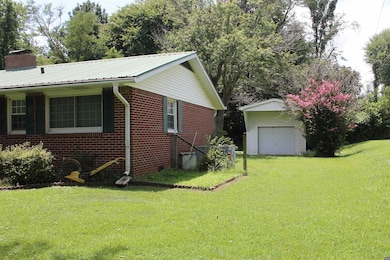 724 Morrow St, Dresden, TN 38225 - photo 3