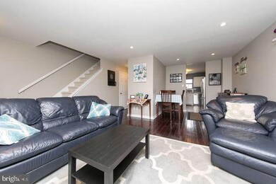 405 Carpenter Cir, Brookhaven, PA 19015 - photo 3