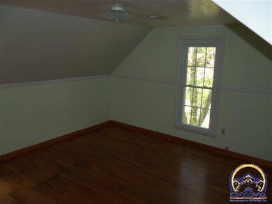 600 E 5th St, Altamont, KS 67330 - photo 6