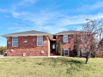 1420 S Solaria St, Ozark, MO 65721 - photo 2