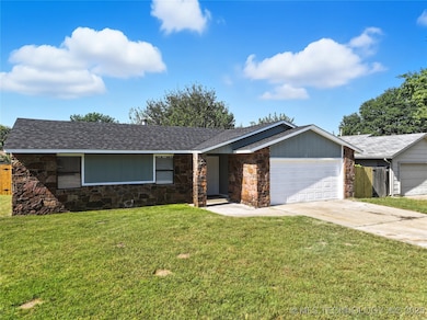 2906 S Narcissus Place, Broken Arrow, OK 74012 - photo 3