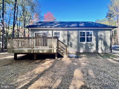 73 Azalea Way, Colonial Beach, VA 22443 - photo 2