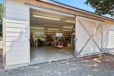 12711 SW Eagle Vista Place, Terrebonne, OR 97760 - photo 7