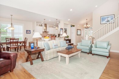 4 - Living Room - View 1 (1280x850)