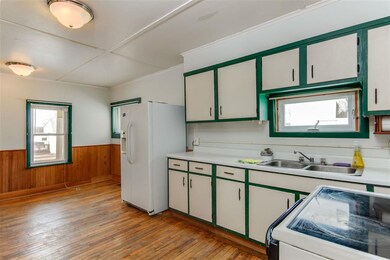 140 Websterville Rd, Barre, VT 05641 - photo 3