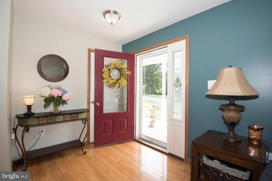 220 Constitution Ave, Wind Gap, PA 18091 - photo 4