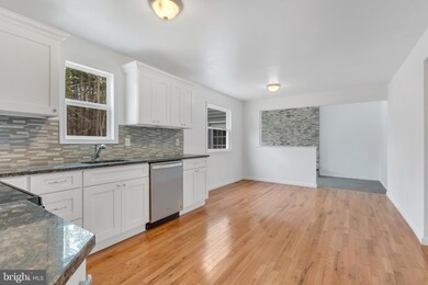 712 Cannery Row, Atco, NJ 08004 - photo 6