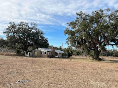 152 Alaska Brown Rd, Crawfordville, FL 32327 - photo 2