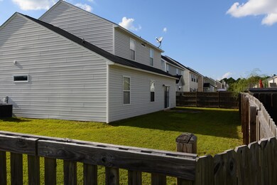 200TwoForts Exterior05