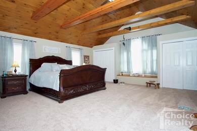 C5_MasterBedroom