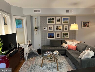 2203 12th Ct N unit 38, Arlington, VA 22201 - photo 2