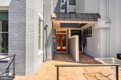 1975 Biltmore St NW unit 3, Washington, DC 20009 - photo 2