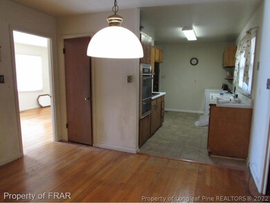 749 Montclair Rd, Fayetteville, NC 28314 - photo 4