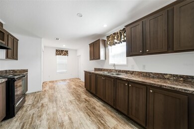 1704 S West Clover Dr, Arcadia, FL 34266 - photo 6