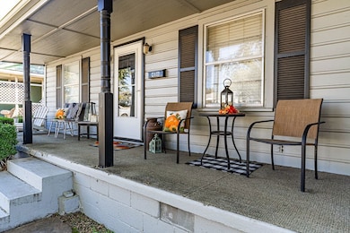 416 W 3rd Ave, Bristow, OK 74010 - photo 3