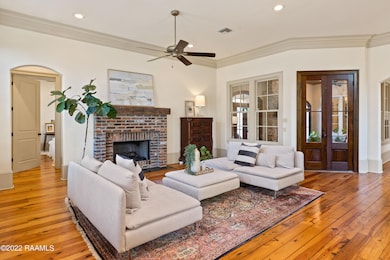405 Arabella Lafayette-5