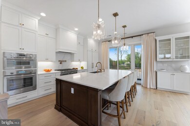 1624 Chain Bridge Rd, McLean, VA 22101 - photo 6