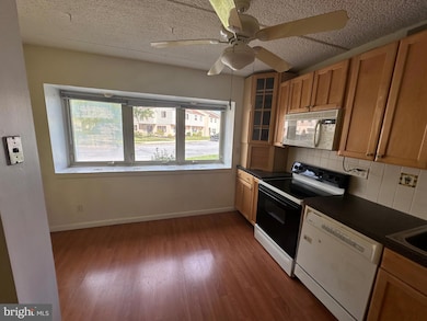 1200 Chelmsford Cir, Newark, DE 19713 - photo 3