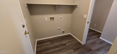 5274 W Frier Dr, Glendale, AZ 85301 - photo 7