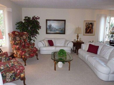 2225 Radcliff Cir SE unit 85, Grand Rapids, MI 49546 - photo 3