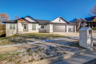 1081 E Daisy Falls Dr, Nixa, MO 65714 - photo 2