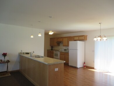 2517 S Terrace St, Janesville, WI 53546 - photo 3