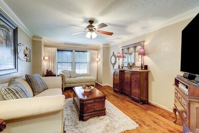 8918 Cher Ct, Houston, TX 77040 - photo 5