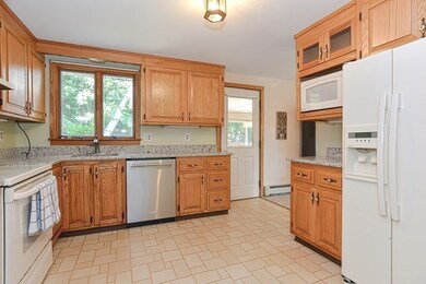 171 Locust St, Holliston, MA 01746 - photo 7