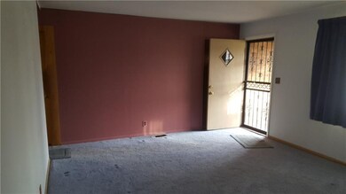 2904 Centre Ct, Indianapolis, IN 46203 - photo 2