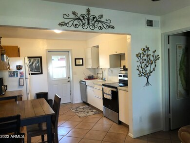 2020 S Granada Dr unit 2, Tempe, AZ 85282 - photo 3