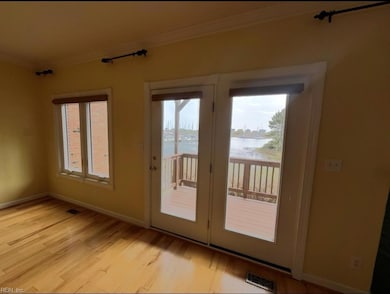 367 Mainsail Dr unit 23, Hampton, VA 23664 - photo 7